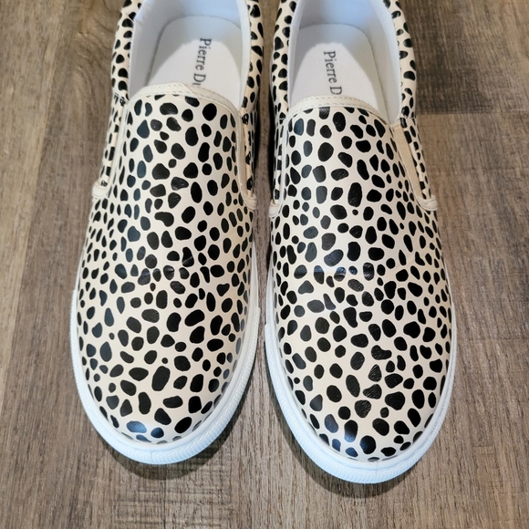 Pierre Dumas Black and White Slip-On Shoes - Picture 2 of 8